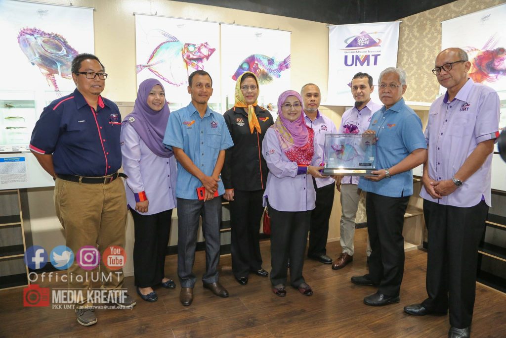 Minister of Higher Education’s Malaysia Visit to INOS Research Gallery